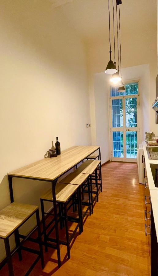 Parisa House Apartment Рим Екстериор снимка