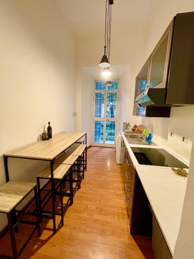 Parisa House Apartment Рим Екстериор снимка